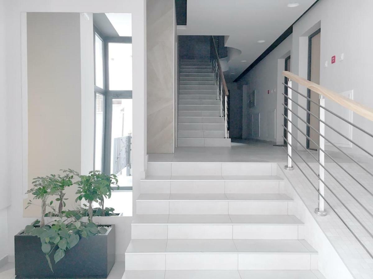 New Central Light Apartment With Private Parking Novi Sad Extérieur photo