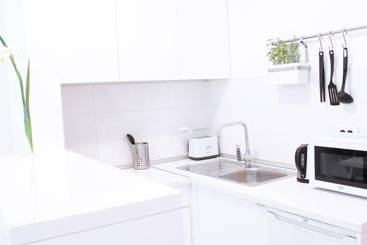 New Central Light Apartment With Private Parking Novi Sad Extérieur photo